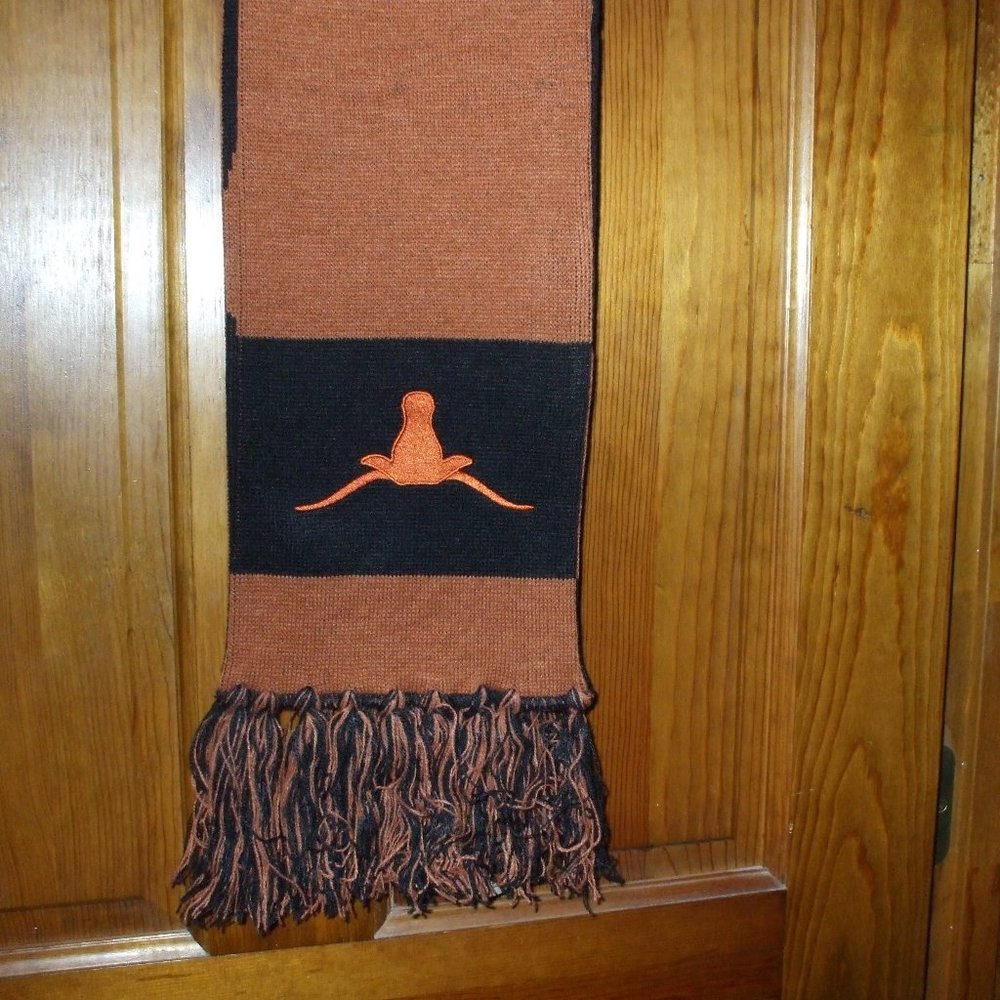 Scarf - Picture 4 of 4